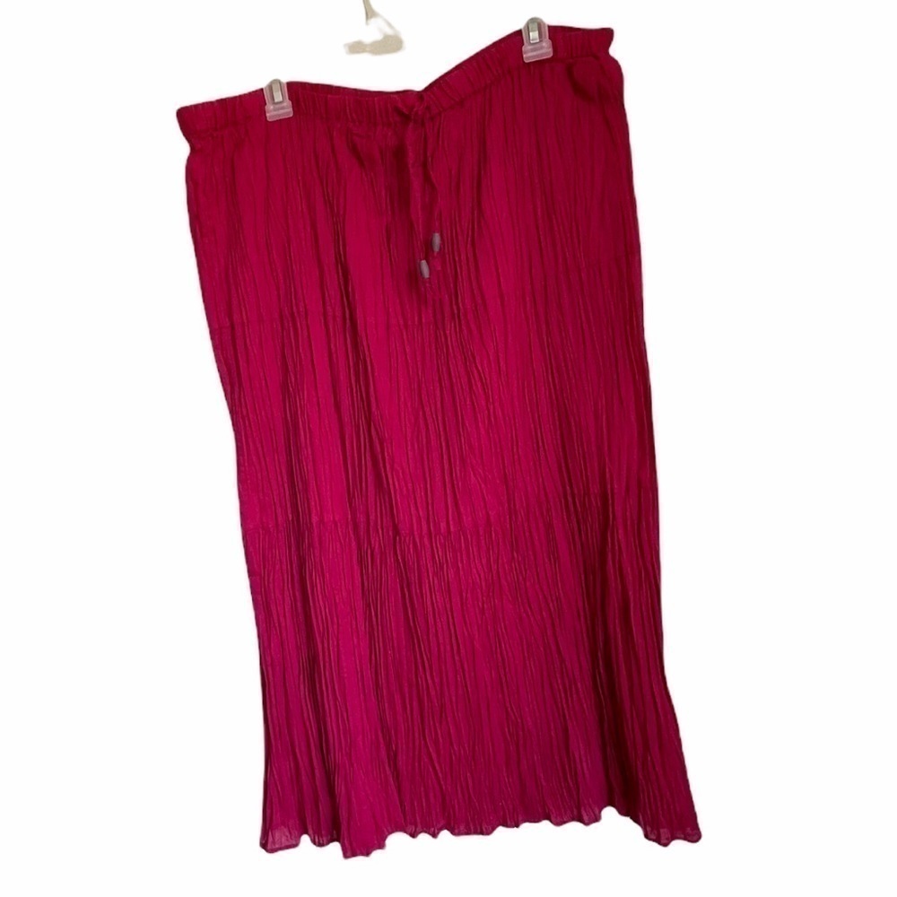 NWT-White Stag Crinkle Burgundy Skirt. Size Large 12-14 - Picture 2 of 8